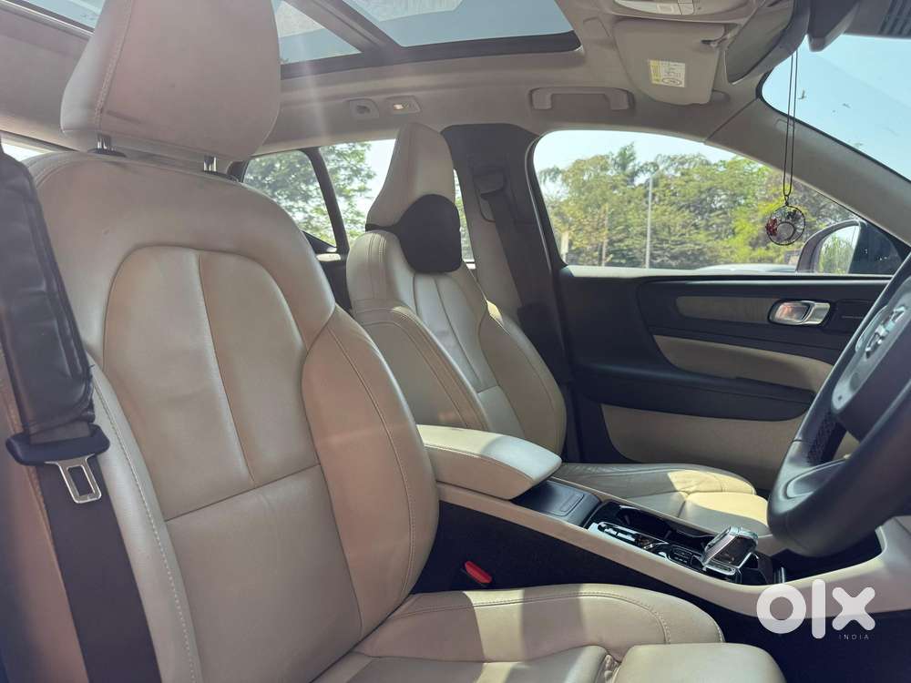 Volvo Xc40 D4 Inscription, 2023, Petrol