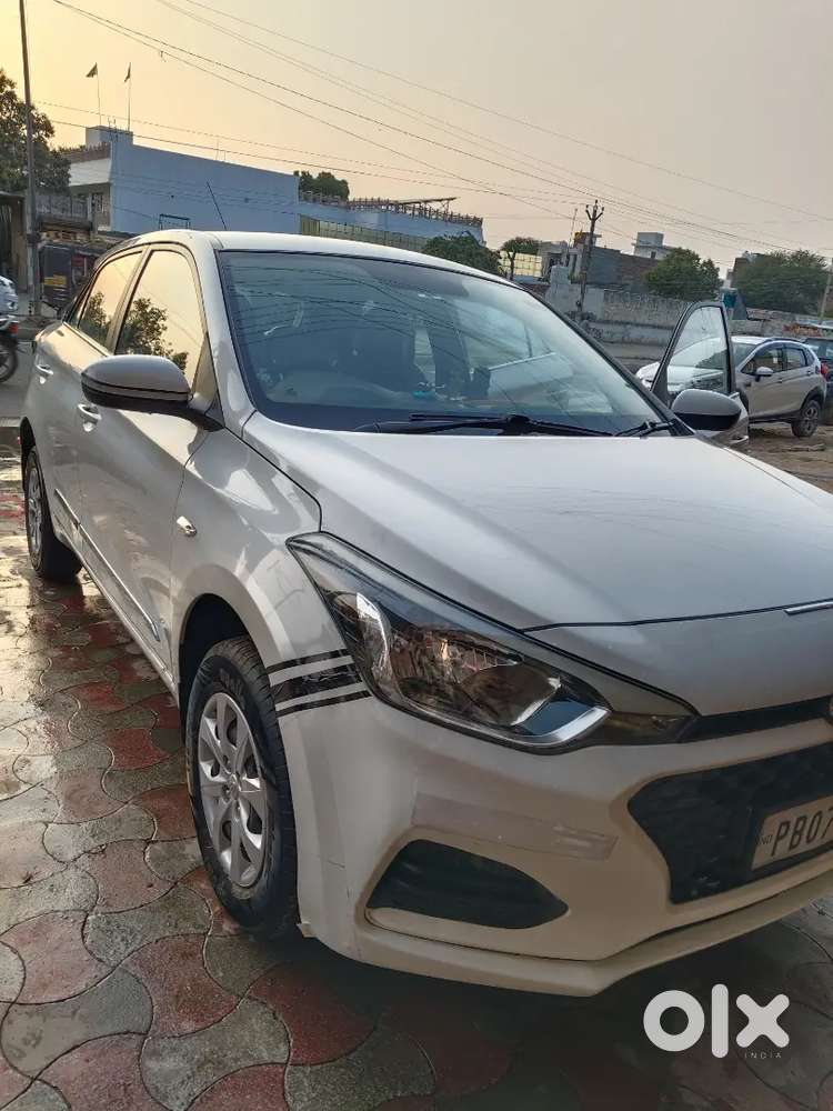 Hyundai I20 2018 Petrol 46000 Km Driven