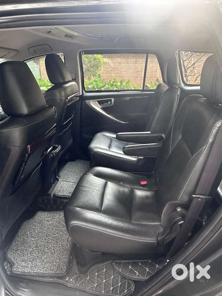 Toyota Innova Crysta 2.4 Zx Mt, 2016, Diesel
