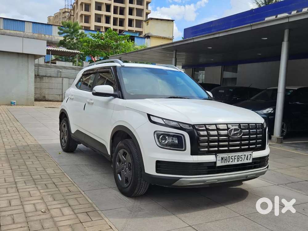 Hyundai Venue 1.2 S (o), 2023, Petrol