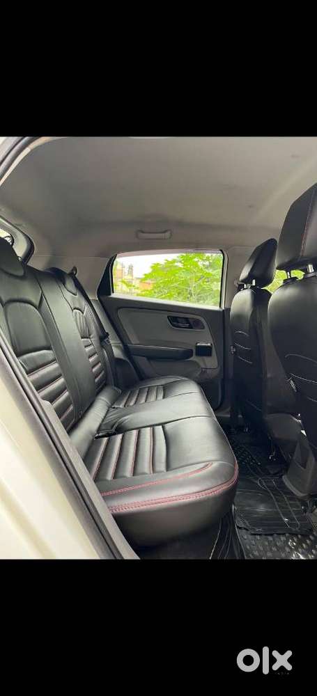 Tata Altroz, 2020, Petrol