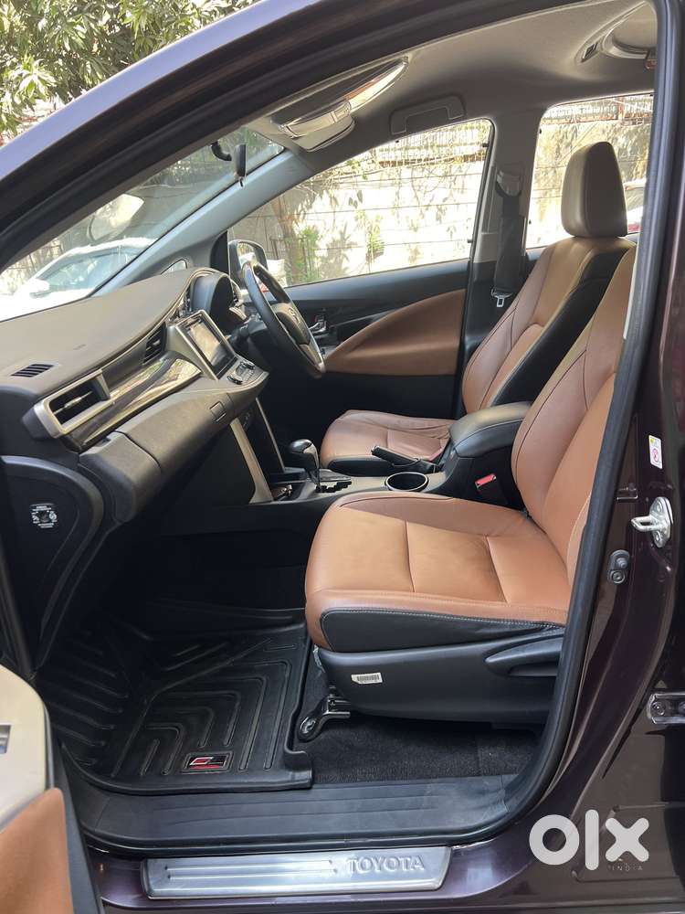 Toyota Innova Crysta 2.8z Automatic, 2018, Diesel