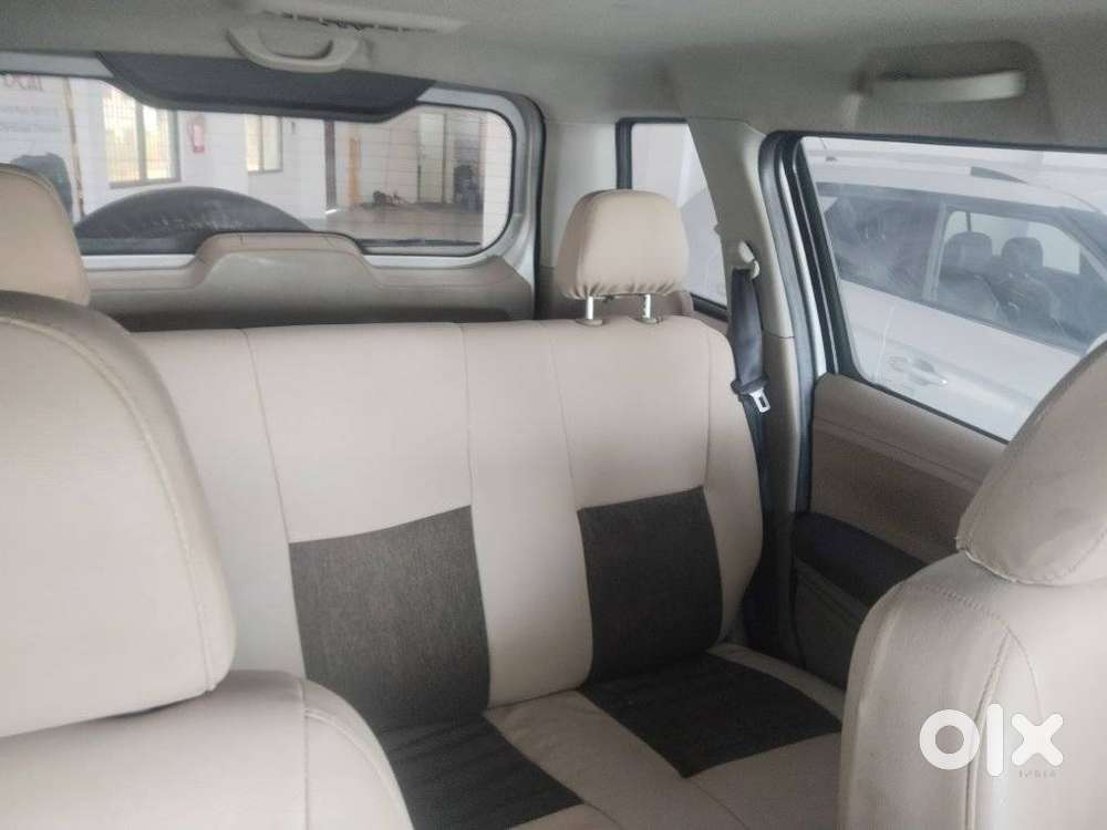 Mahindra Tuv 300 Mhawk100 T8, 2016, Diesel