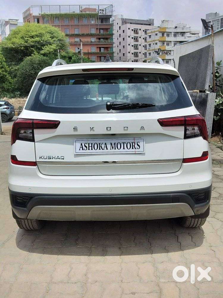 Skoda Kushaq 1.0 Tsi Style At, 2023, Petrol