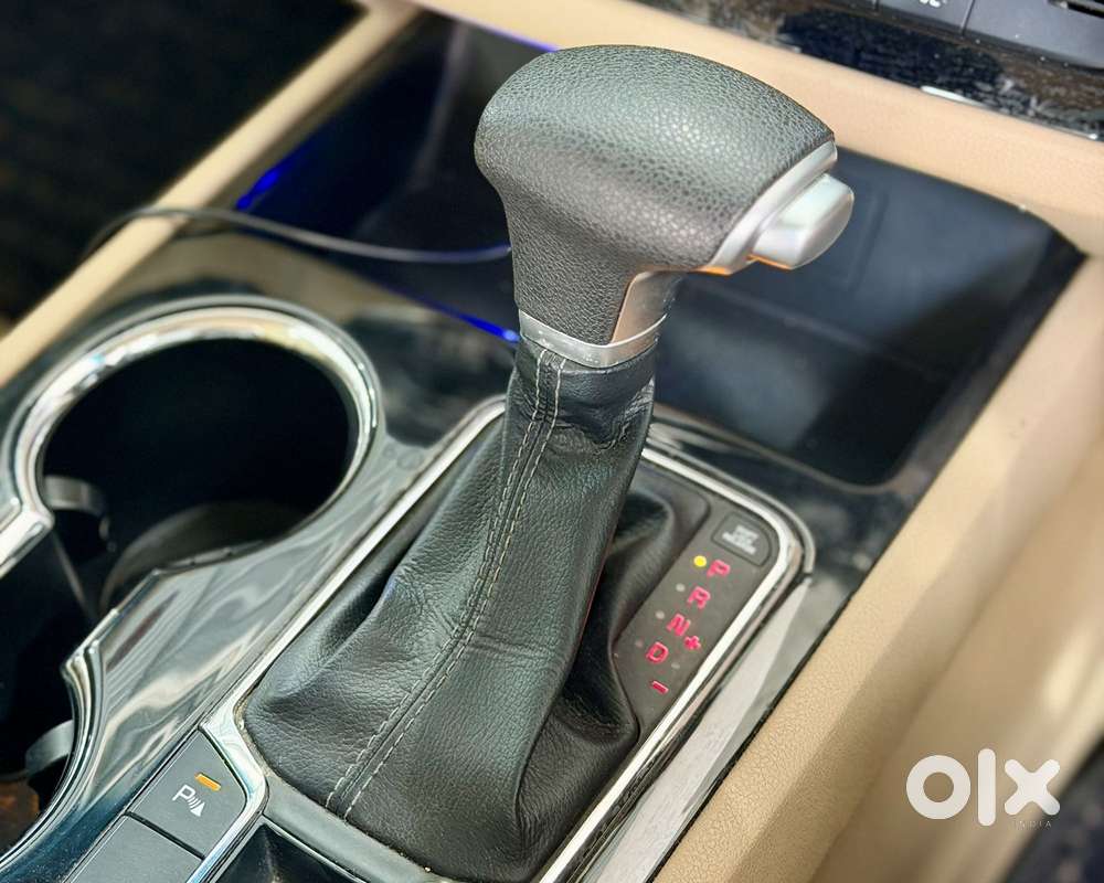 Kia Carnival Premium, 2020, Diesel