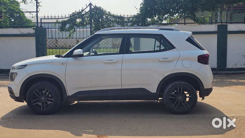 Hyundai Venue S, 2019, Petrol
