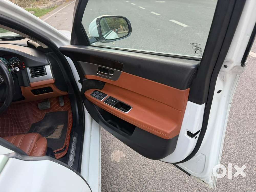 Jaguar Xf 2.0 Petrol Portfolio, 2017, Petrol