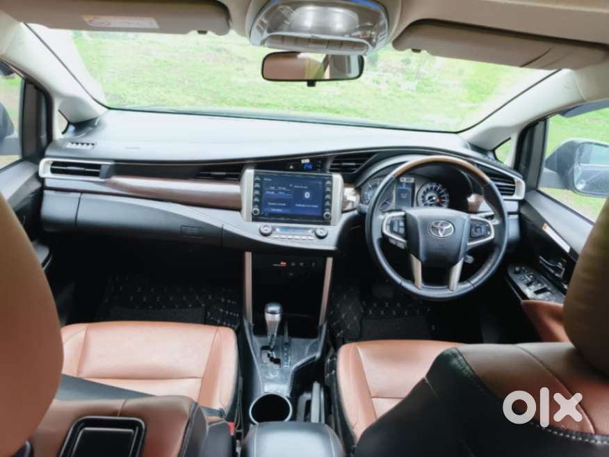 Toyota Innova Crysta 2.8 Zx At 7 Seater, 2021, Diesel