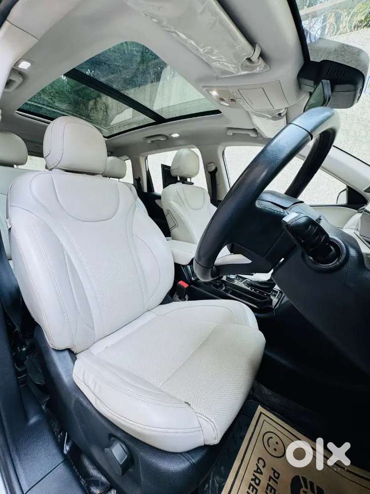 Mahindra Xuv 700 Ax7