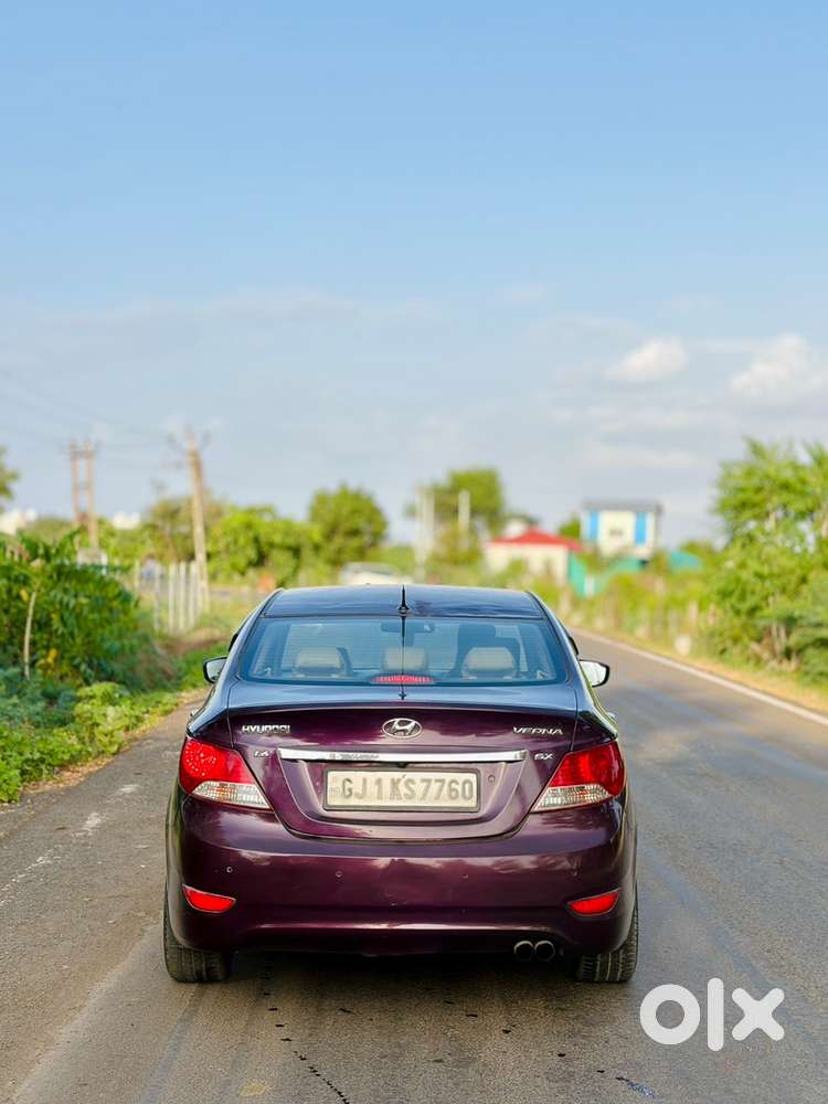 Hyundai Fluidic Verna 2012