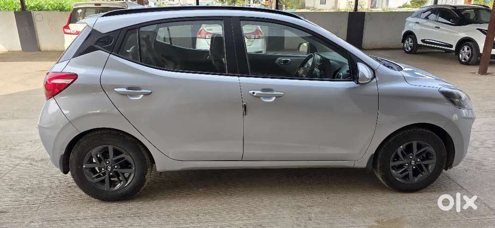 New Tyre,showroom Maintain,non Accidentel,full Insrnce  July, Mh 14