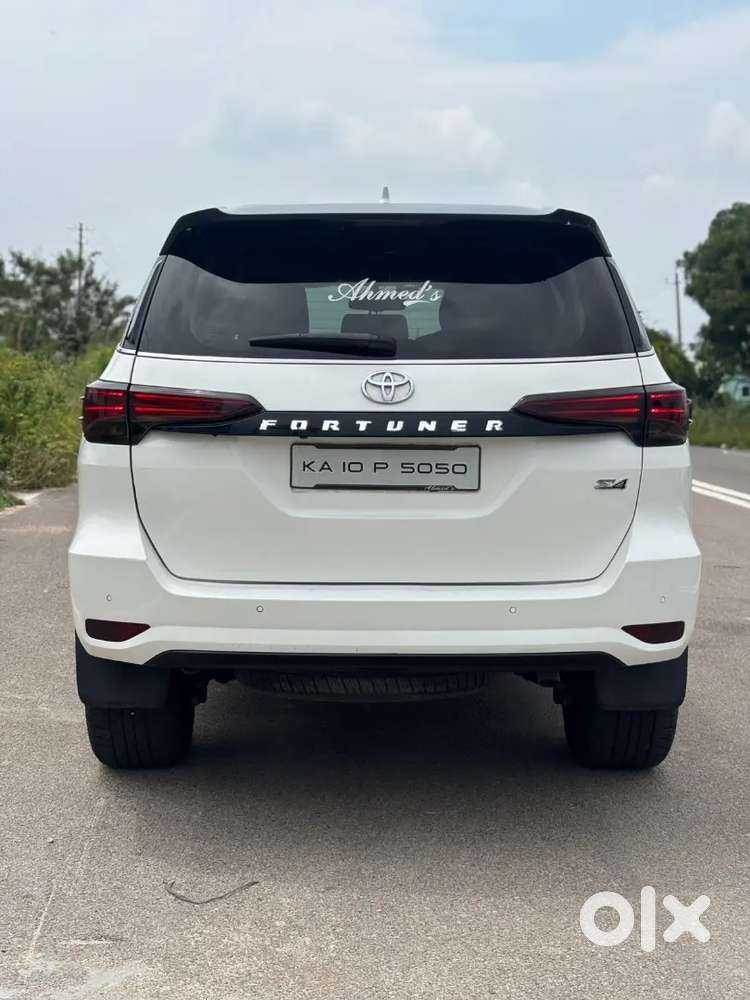 Toyota Fortuner Sigma 4 2021 Diesel 120000 Km Driven