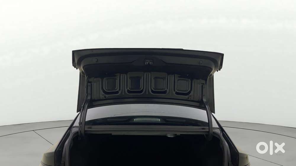 Hyundai Verna Sx (o) 1.5 Turbo Petrol Dct, 2024, Petrol