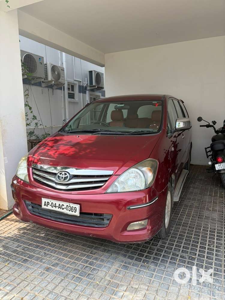 2010 Toyota Innova  Toyota Serviced  1.55l Km  Fc Till 2030