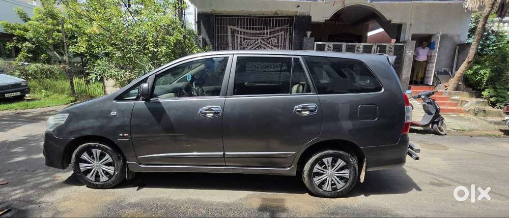 Toyota Innova 2.5 G4 2014 Superb Condition 1st Owner Fancy Regn.number