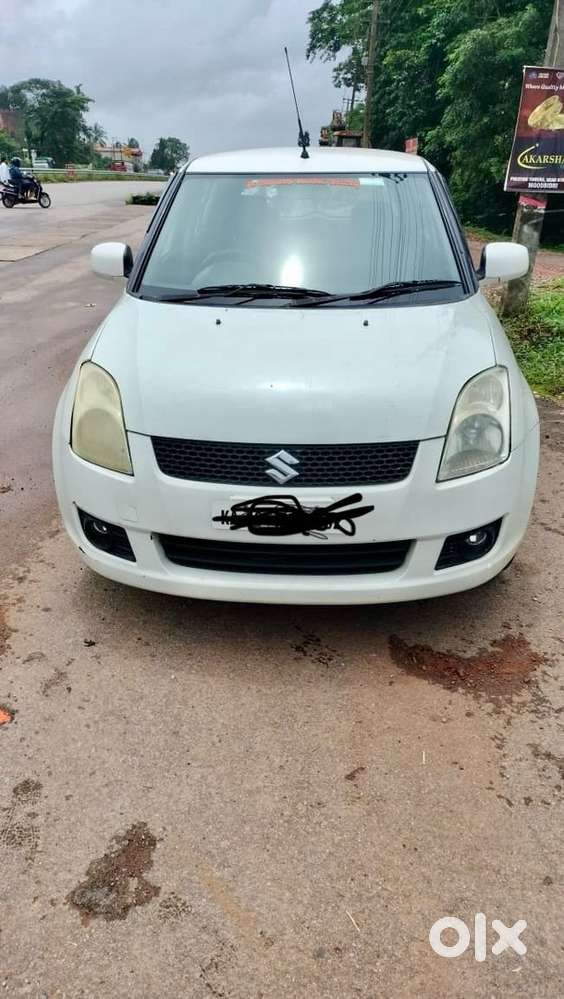 Maruti Suzuki Swift Petrol 2010