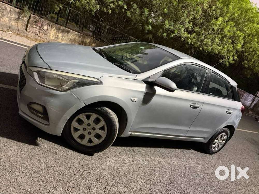 Hyundai I20 Petrol Cvt Magna Executive, 2018, Petrol