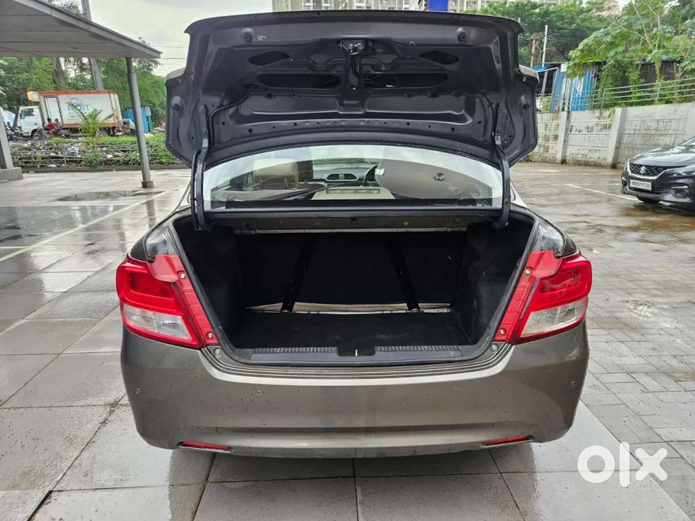 Maruti Suzuki Dzire 1.2 Vxi, 2021, Petrol