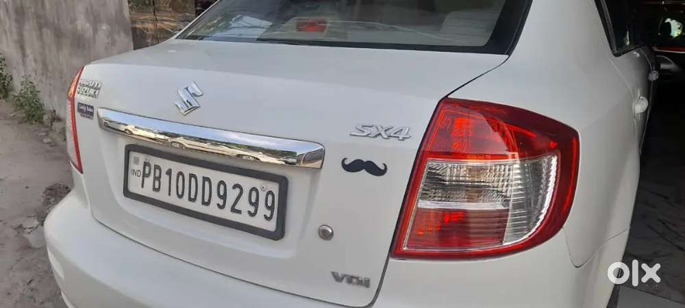 Maruti Suzuki Dzire 2011 Diesel 100000 Km Driven