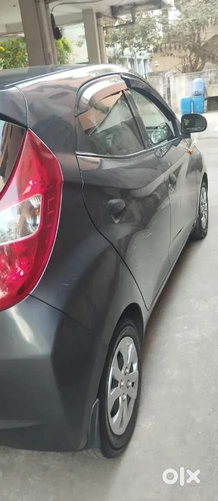 Hyundai Eon 2014 Petrol 96000 Km Driven @ Rs.2,15,000/-