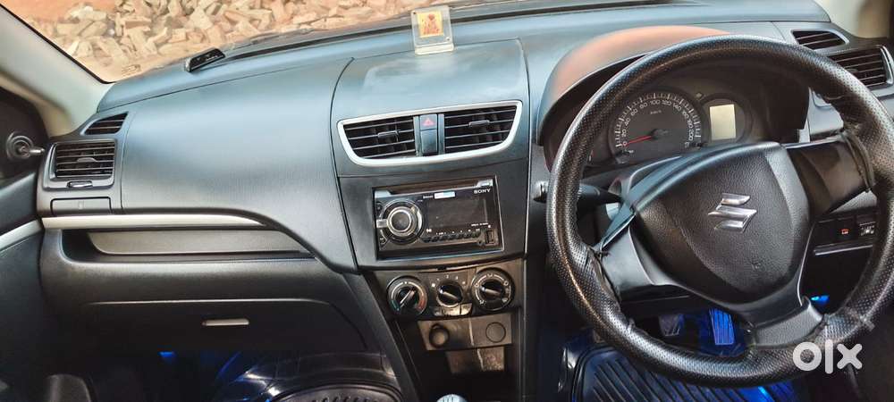 Maruti Suzuki Swift Lxi Option Sp Limited Edition, 2016, Cng & Hybri..