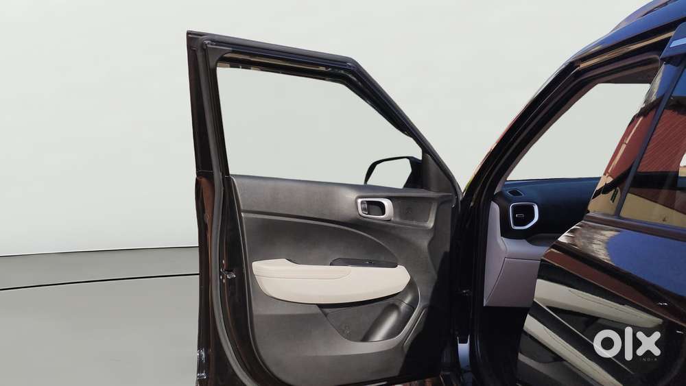 Hyundai Venue Sx (o) Mt 1.5 Diesel, 2025, Diesel