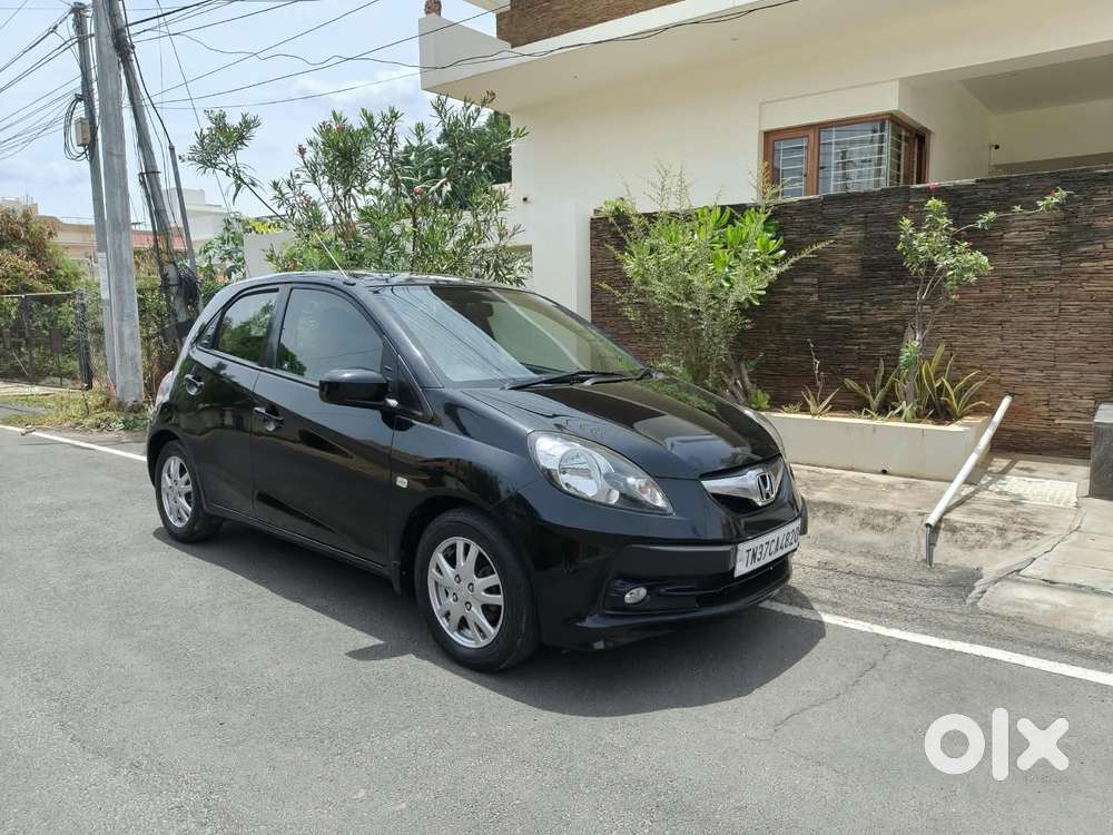 Honda Brio V Mt, 2012, Petrol