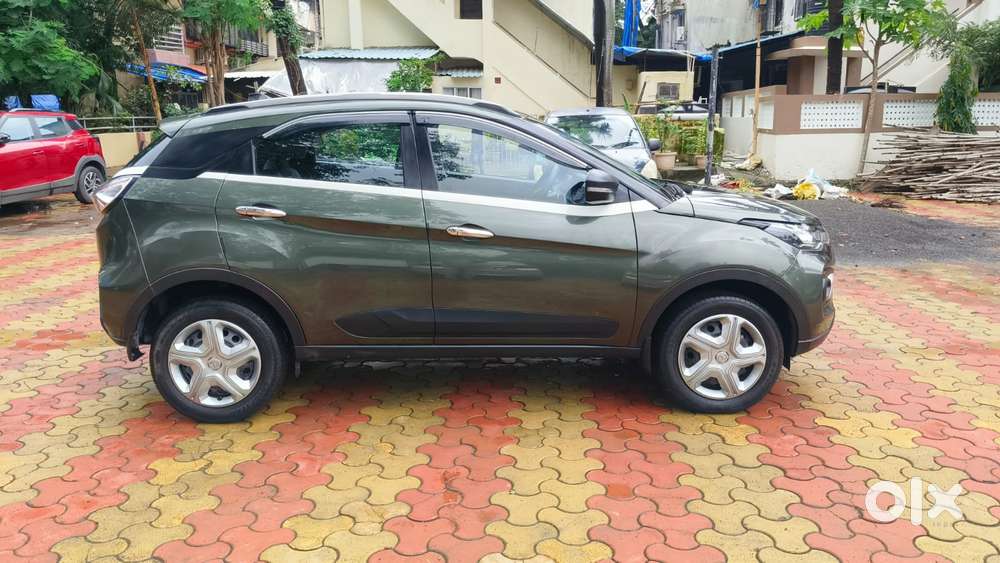 Tata Nexon 1.2 Revotron Xma Amt (s), 2022, Petrol