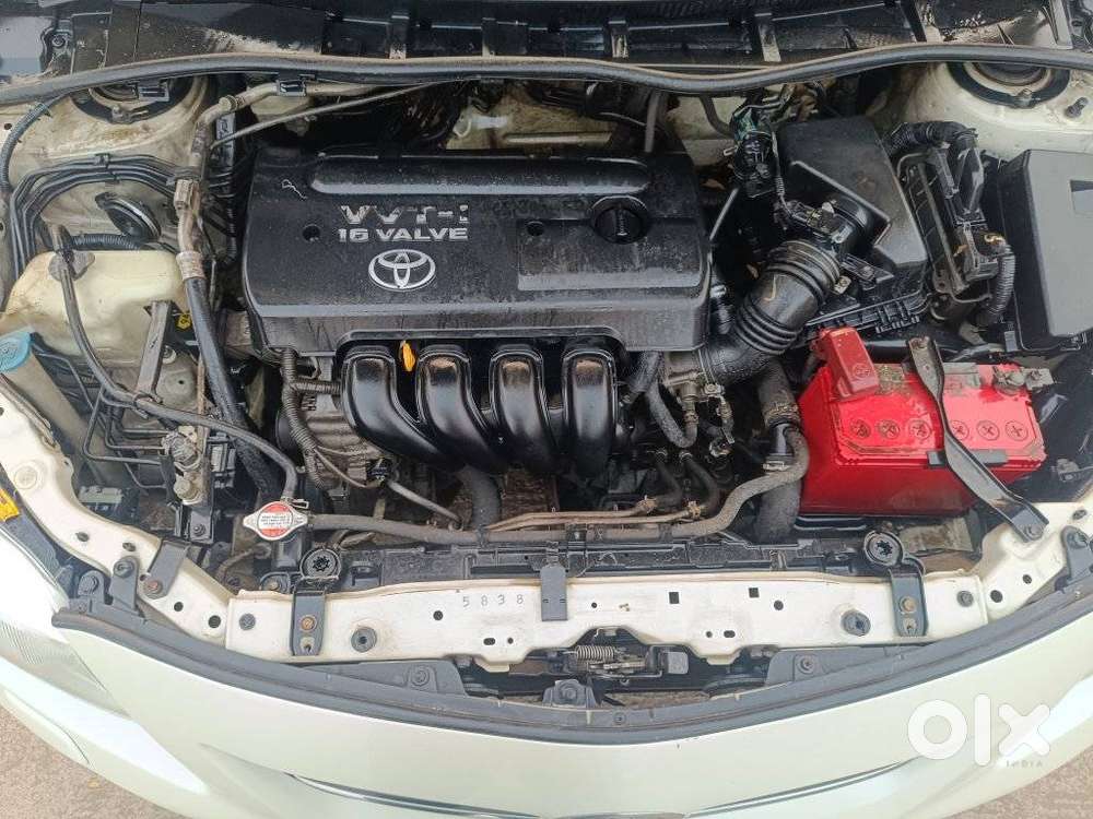 Toyota Corolla Altis G Hv At, 2011, Petrol