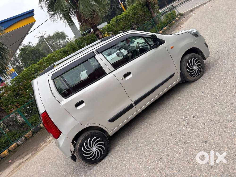 Maruti Suzuki Wagon R Lxi Optional, 2016, Cng & Hybrids