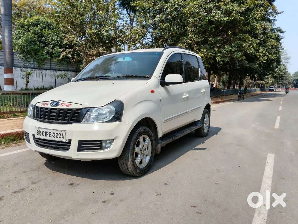 Mahindra Quanto C8 Top Model 2014