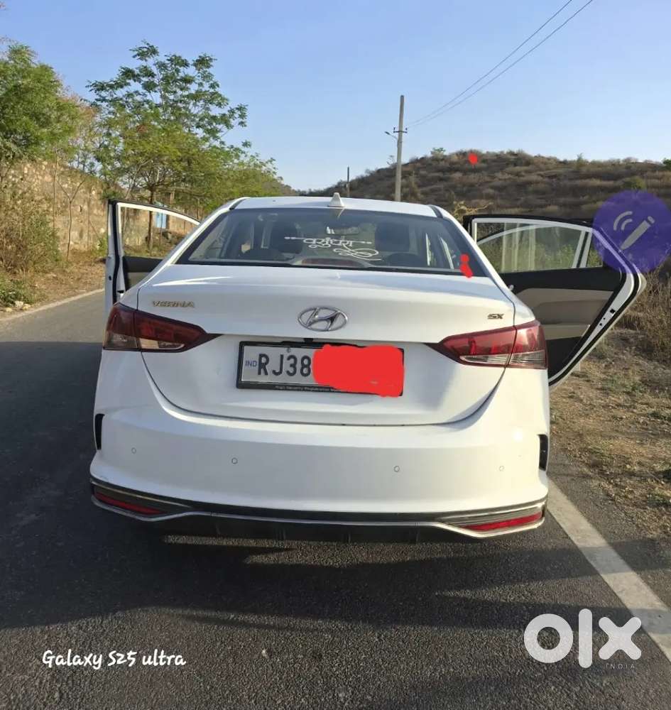 Hyundai Verna 2023 Petrol 65000 Km Driven White Colour