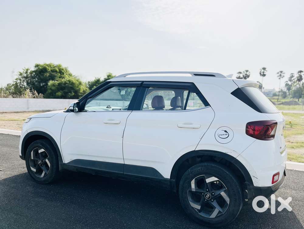 Hyundai Venue 1.0 S Turbo Imt, 2020, Petrol