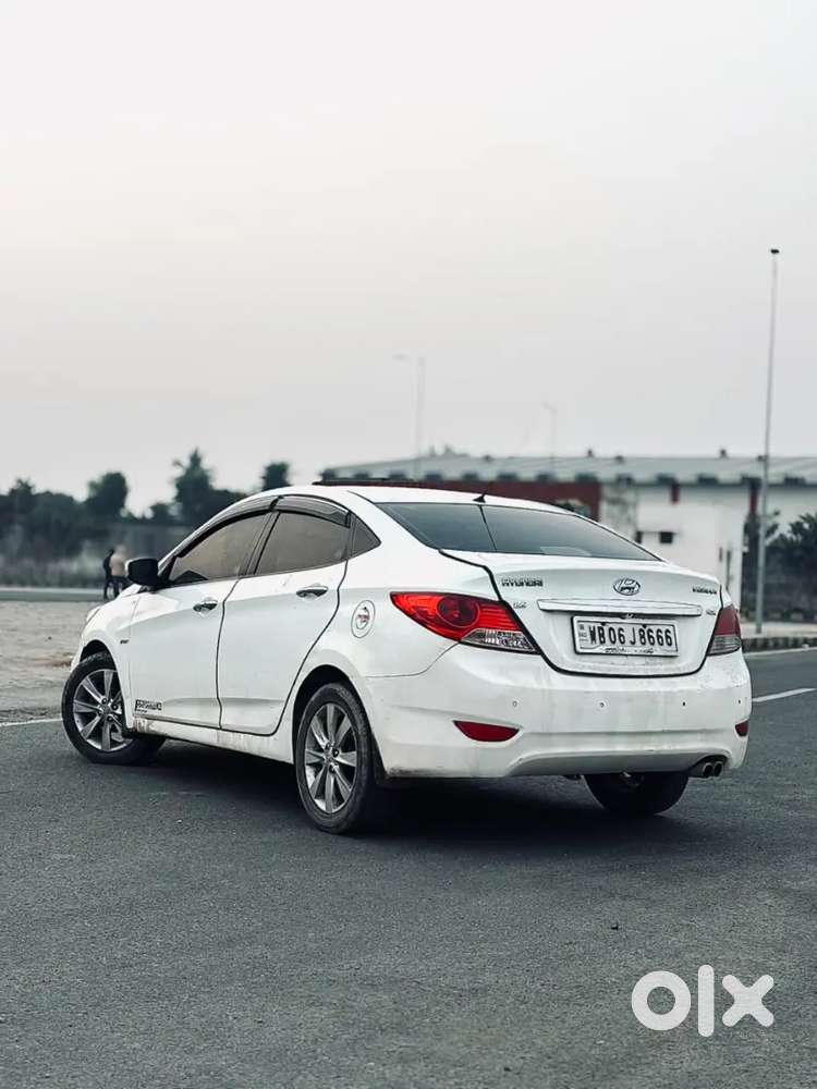 Hyundai Verna Petrol Manual 2012 Car