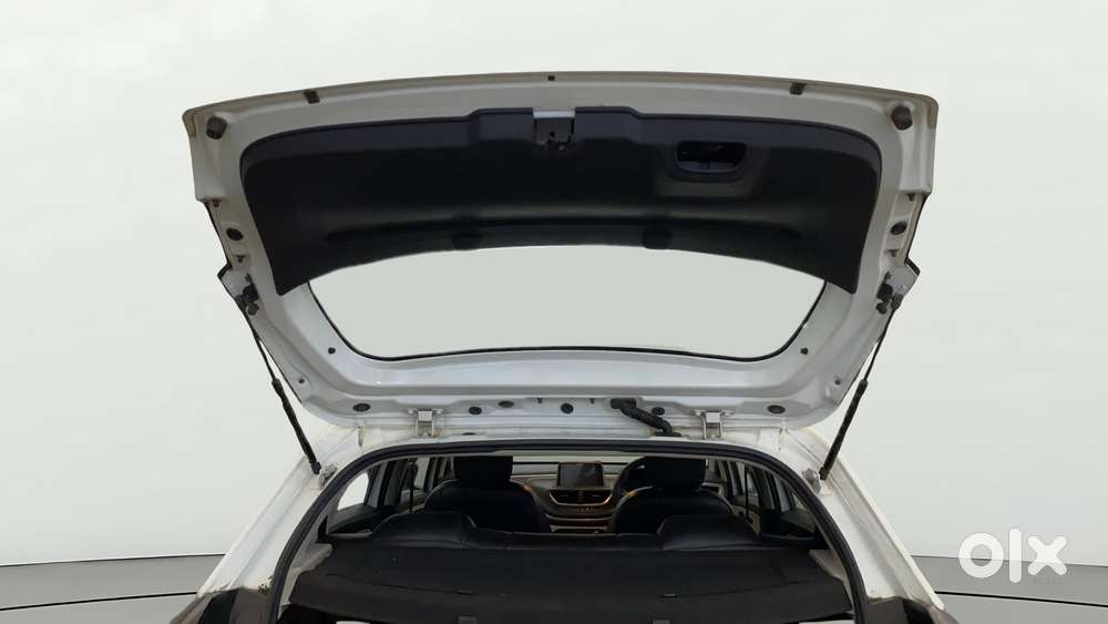 Tata Altroz 1.2 Xt, 2022, Diesel