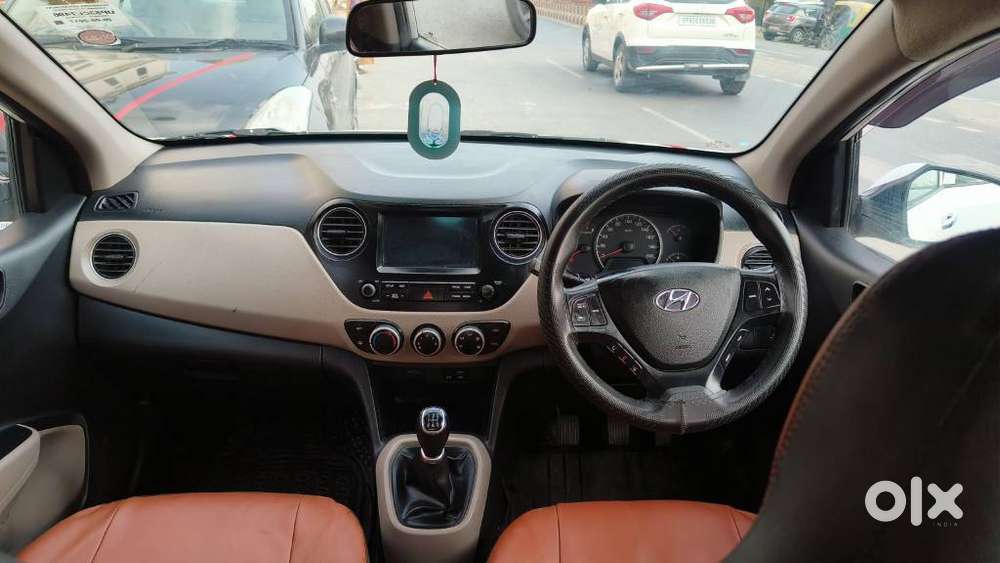 Hyundai Grand I10 Sportz Celebration Edition, 2017, Petrol