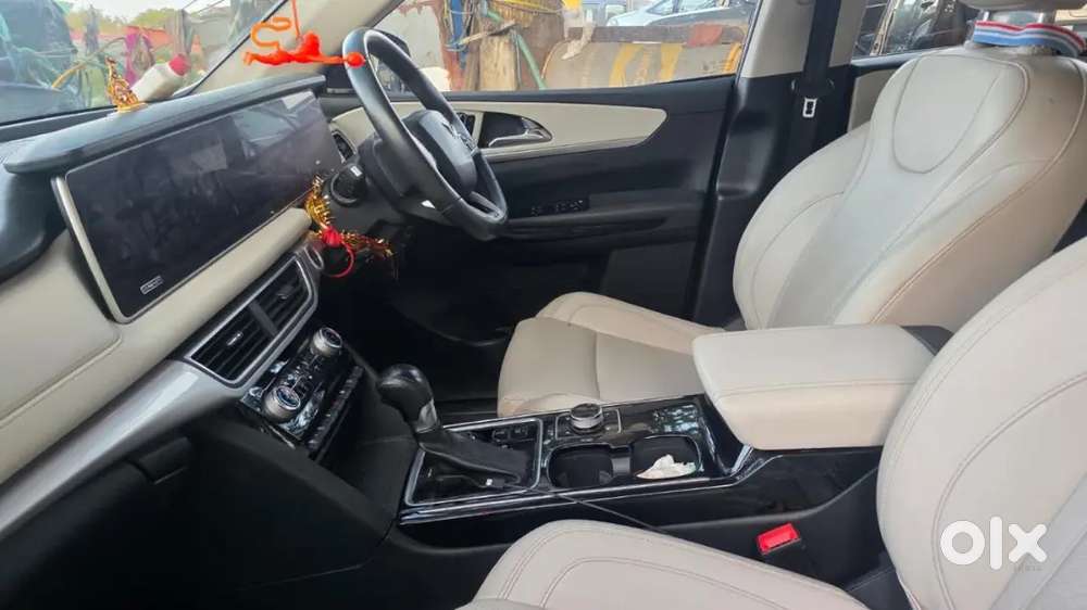 Mahindra Xuv700 2022 Petrol 41000 Km Driven