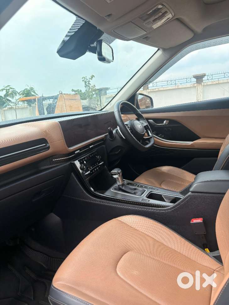 Hyundai Alcazar Signature 1.5 Petrol Dct 6str, 2024, Petrol