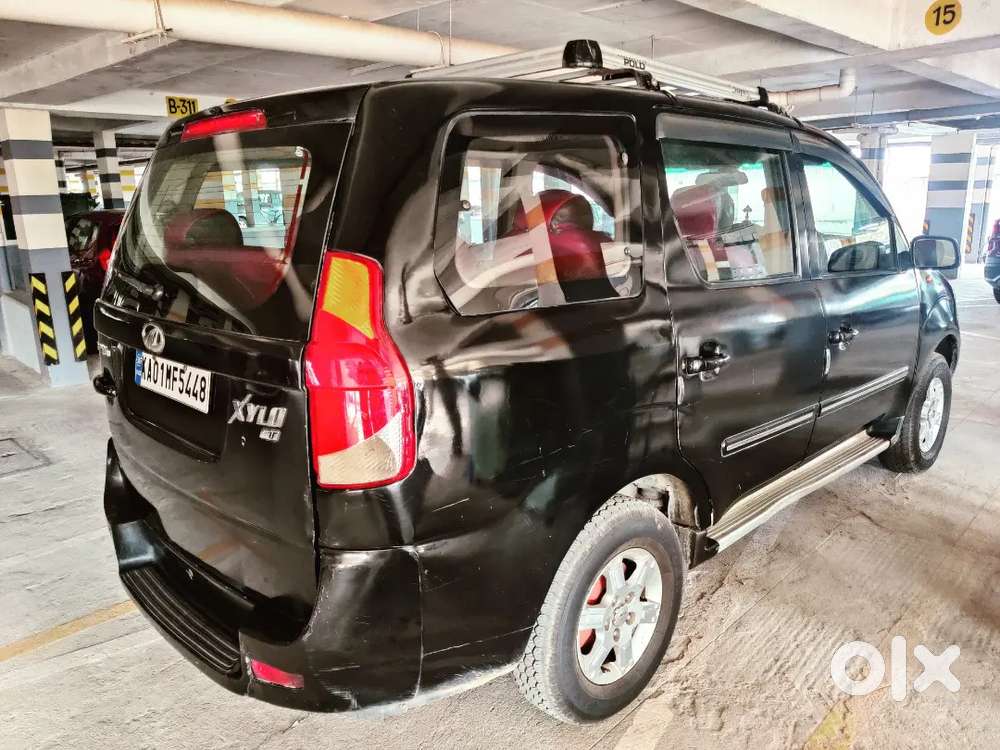 Mahindra Xylo E8 Abs (7 Seater)