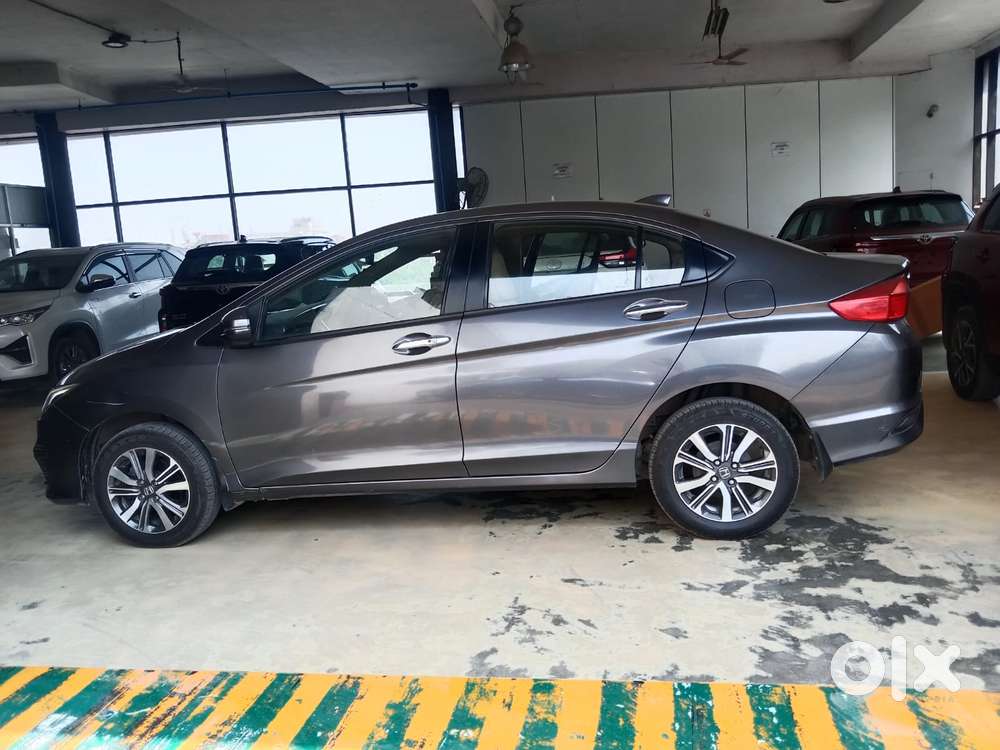 Honda City 1.5 V 4th Gen I-vtec Mt, 2020, Petrol