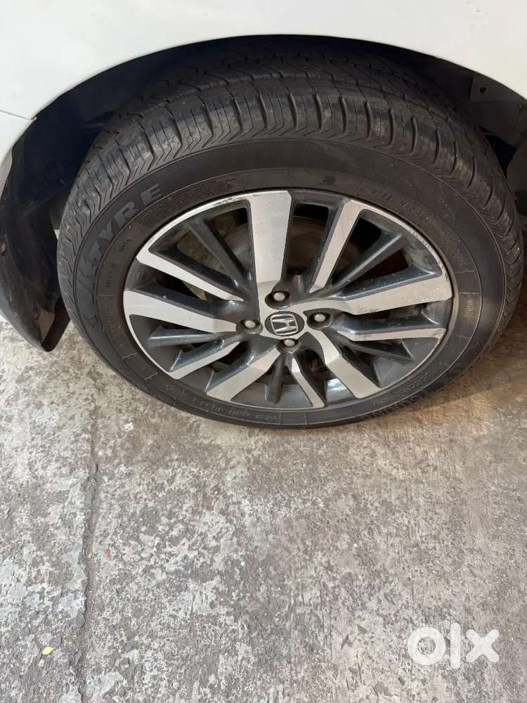 2022 Honda City 5th Gen Zx Cvt I Vtec - 52km Only