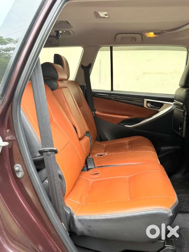 Toyota Innova Crysta G 8 Str, 2016, Diesel