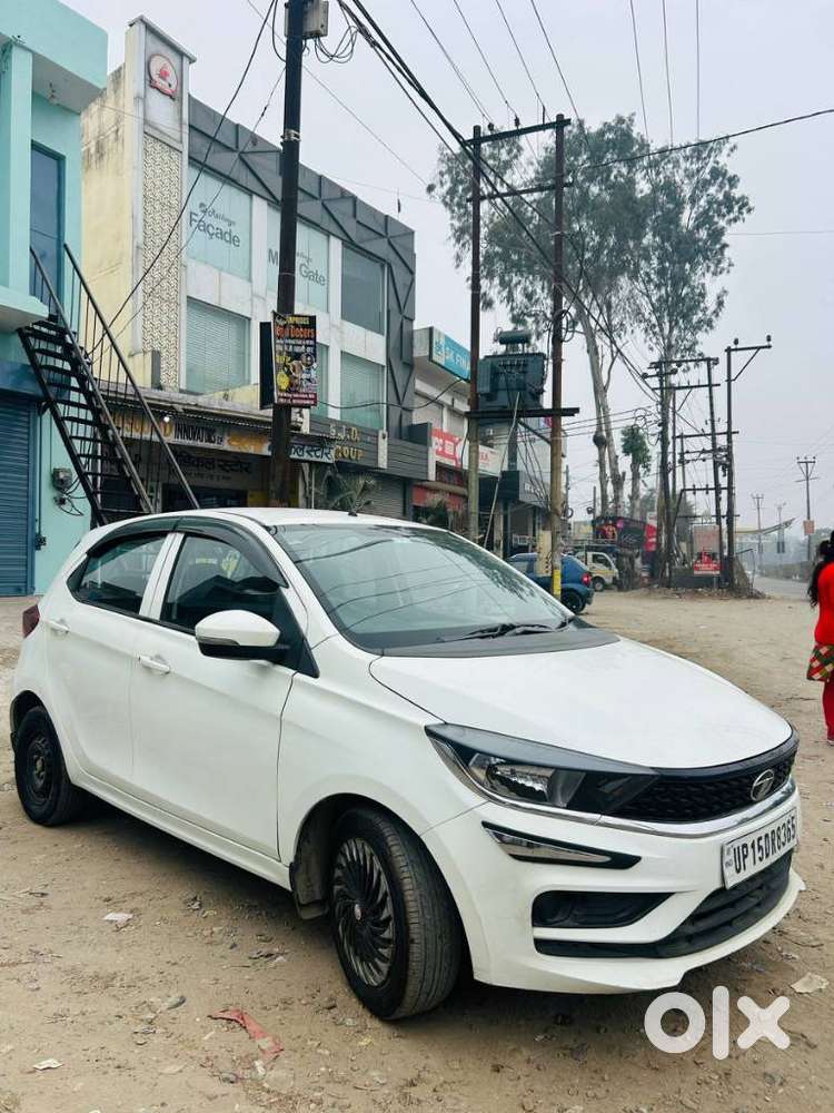 Tata Tiago 1.05 Revotorq Xt Option, 2022, Petrol
