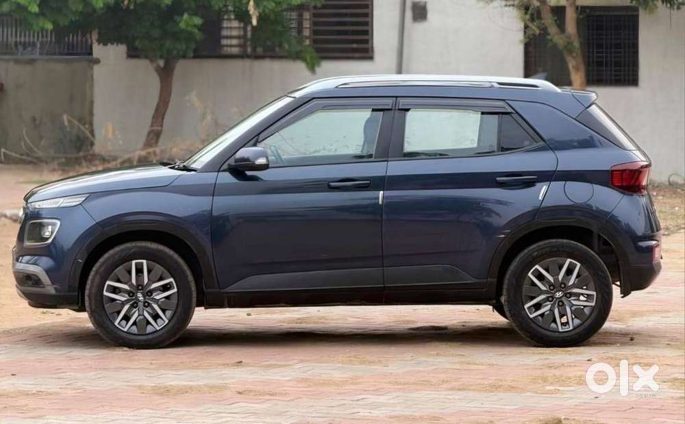 Hyundai Venue Sx Mt, 2021, Diesel
