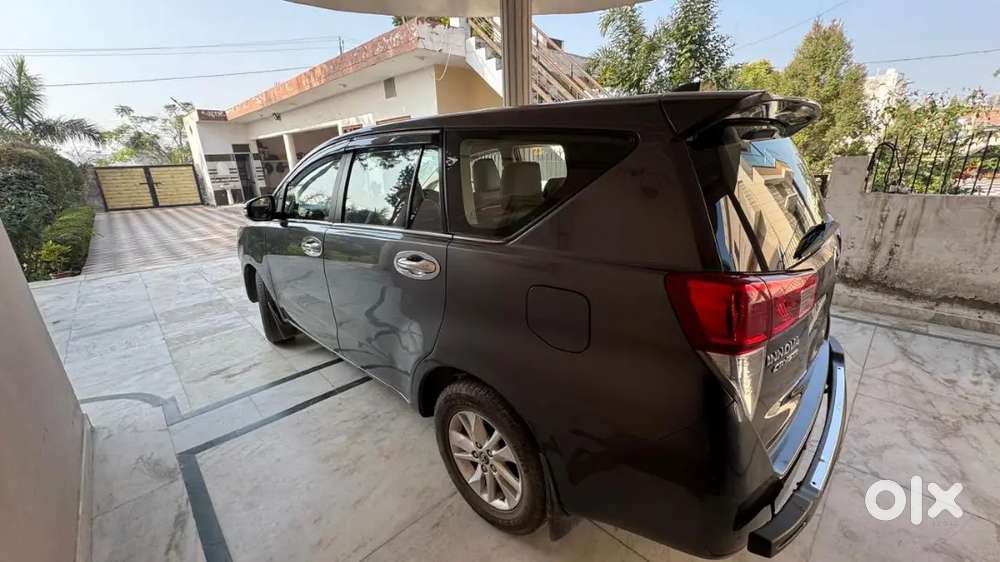 Toyota Innova Crysta 2.4 Diesel 2018