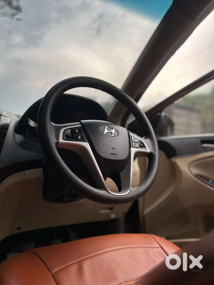 Hyundai Verna 1.6 Ex Vtvt, 2013, Petrol