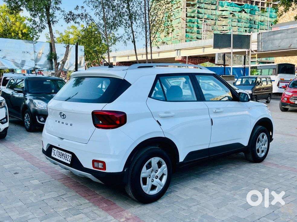 Hyundai Venue S, 2020, Cng & Hybrids