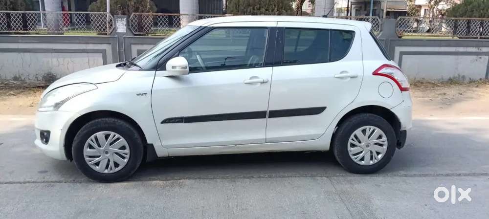 Maruti Suzuki Swift 2013 पेट्रोल