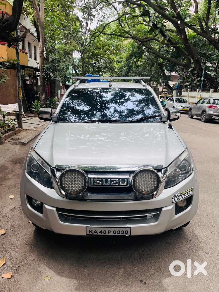Isuzu V-cross Z 4x4 Mt, 2017, Diesel