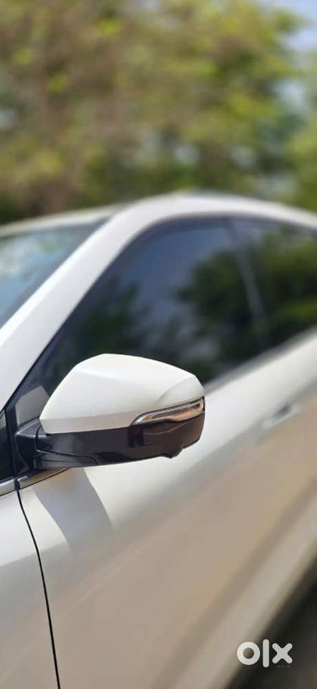 Mahindra Xuv700 2.2 Ax 7 Diesel At Luxury Pack Str, 2023, Diesel